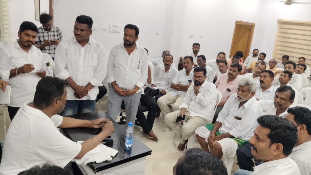 ప్రతిపక్షాల తప్పుడు ఆరోపణలు తిప్పి కొట్టాలి..