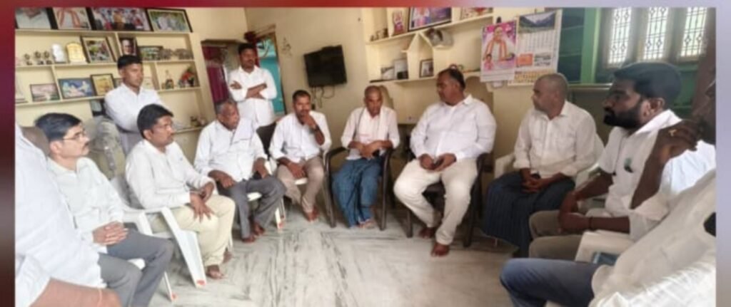 బాధిత కుటుంబాన్ని పరామర్శించిన చల్మెడ