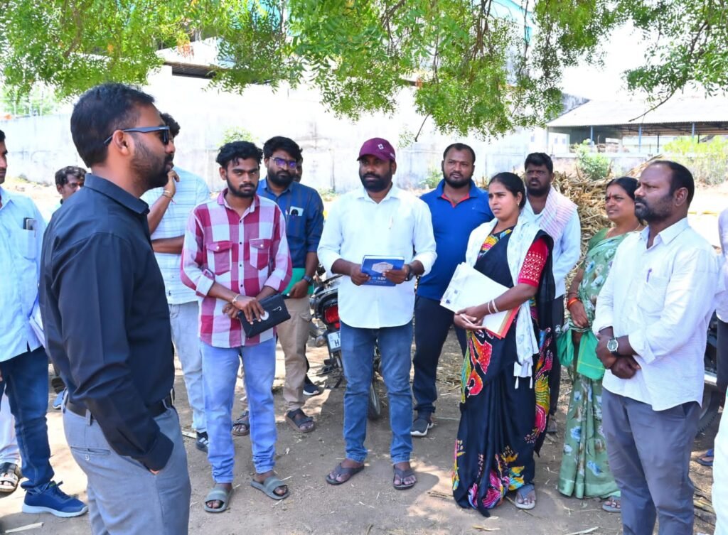 వరి ధాన్యం సకాలంలో కొనుగోలు చేసి వెంటనే మిల్లులకు తరలించాలి: