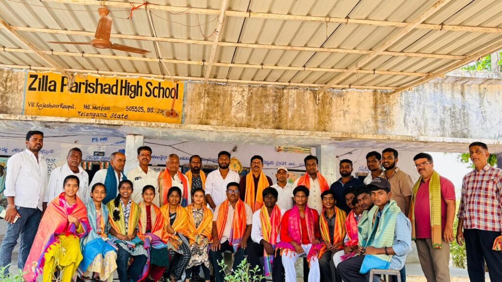 ప్రజాప్రతినిధులు లేకున్నా మేమున్నాం: విద్యార్థుల ప్రతిభకు ‘యువ’ కిరీటం!