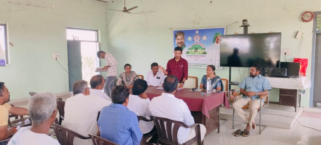 రైతులు తప్పనిసరిగా భూసార పరీక్షలు చేయించుకోవాలి