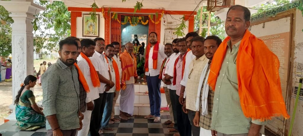 కోరుట్లలో పలు శుభకార్యాల్లో పాల్గొన్న బీజేపీ నాయకులు సురభి నవీన్ కుమార్