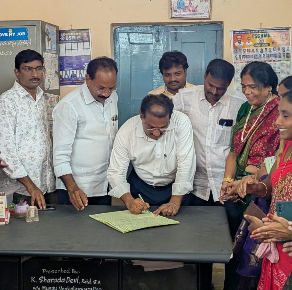 వైరా మండల విద్యాశాఖాధికారిగా బాధ్యతలు స్వీకరించిన చావా శ్రీనివాసరావు