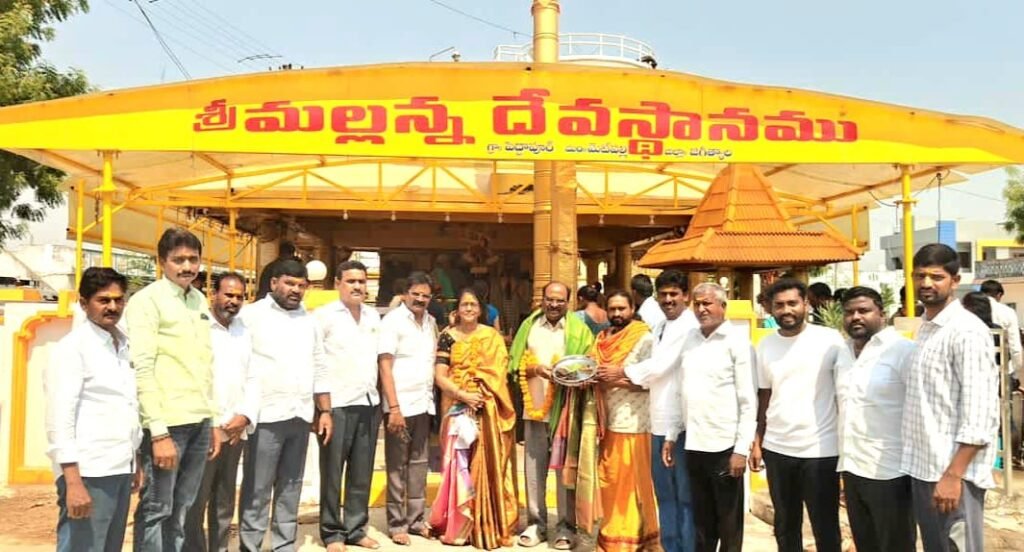 ప్రకృతి పరిరక్షణకు స్టీల్ పాత్రల విరాళం