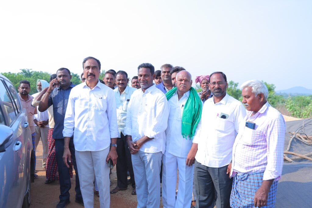 చివరి గింజ వరకు మొక్కజొన్న కొనుగోలు చేస్తాం..
