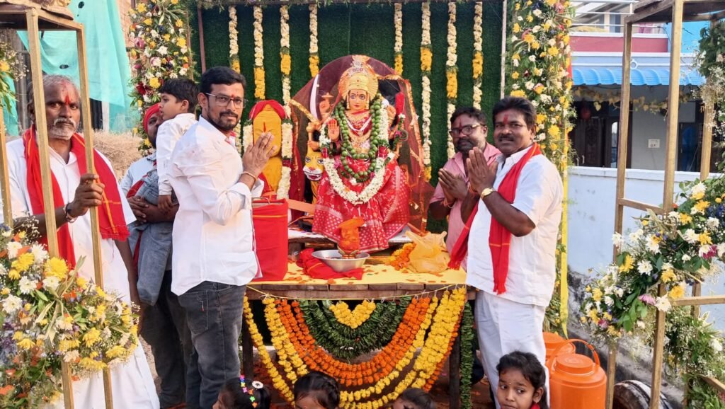 ఘనంగా పెద్దమ్మ తల్లి పునః ప్రతిష్టాపన