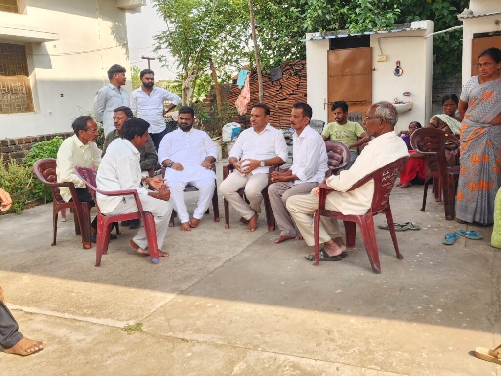 బాధిత కుటుంబానికి పరామర్శ
