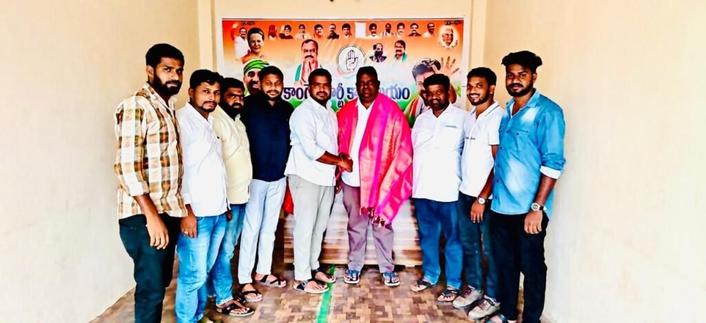 మెట్‌పల్లి పట్టణ కాంగ్రెస్ అధ్యక్షుడు ఎండీ రైసోద్దీన్‌కు ఘన సత్కారం