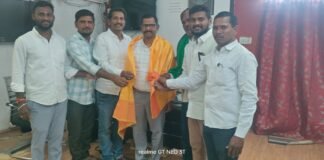 తహసిల్దార్ ,ఎంపీడీవో ను ఘనంగా సన్మానించిన ఉప సర్పంచులు