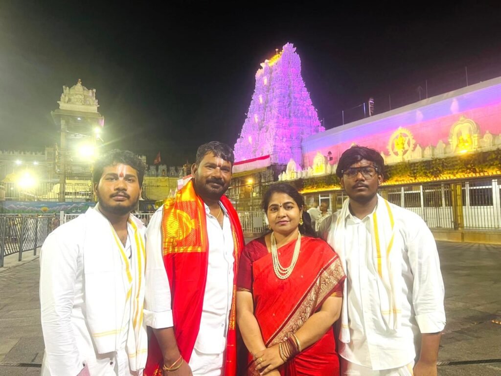 తిరుమల శ్రీవారి సన్నిధిలో జగిత్యాల మాజీ మున్సిపల్ చైర్పర్సన్ అడువాల జ్యోతి లక్ష్మణ్