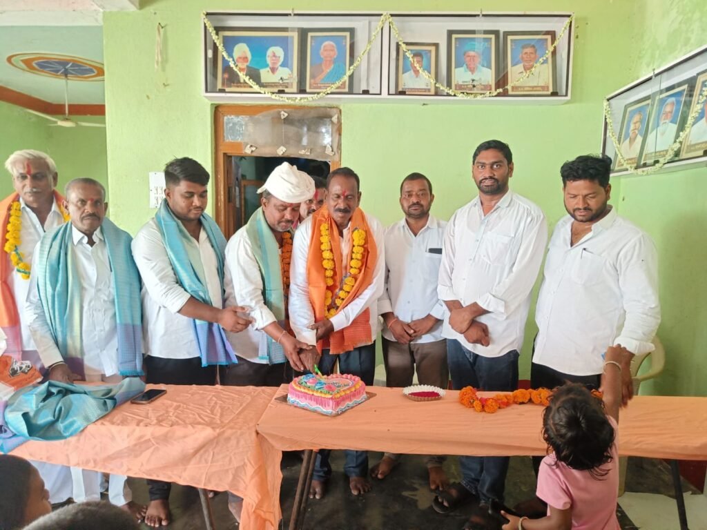 ఘనంగా ఫాదర్స్ డే వేడుకలు