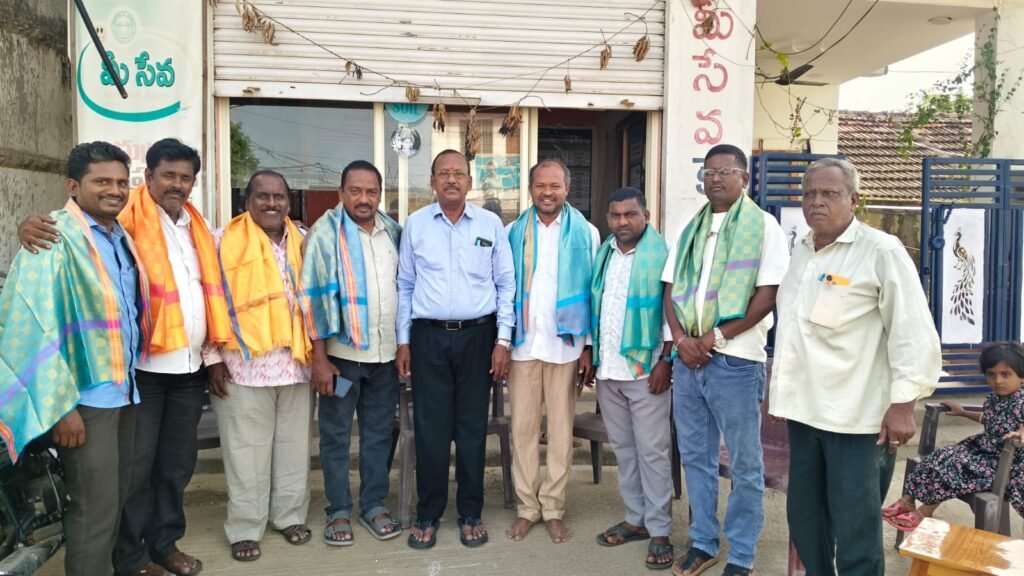 మల్లాపూర్ ప్రెస్ క్లబ్ సభ్యులకు ఘన సన్మానం