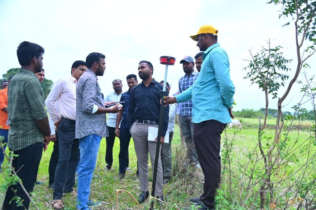 రీ సర్వే పనులను పకడ్బందీగా,వేగవంతంగా పూర్తి చేయాలి:కలెక్టర్ బి. సత్యప్రసాద్