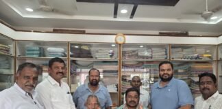 చేనేత కార్మిక దినోత్సవం సందర్భంగా ఖాదీ కార్మికులకు ఘన సన్మానం