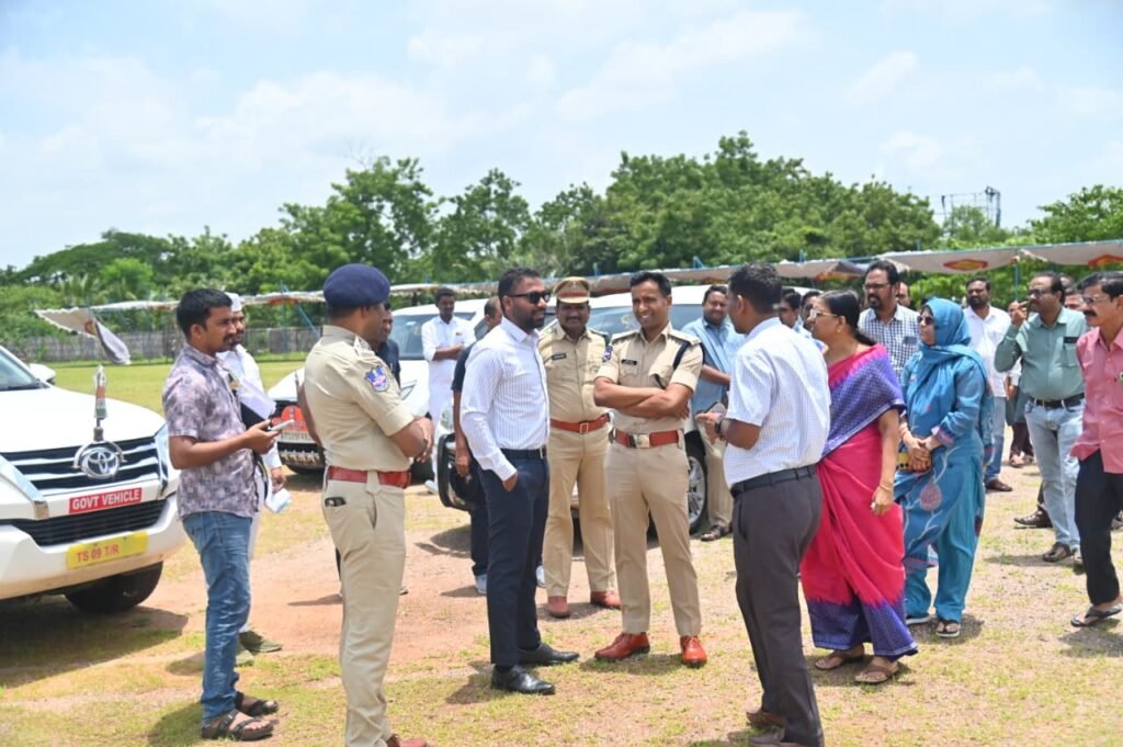 స్వాతంత్ర దినోత్సవ వేడుకలు ఘనంగా నిర్వహించాలి