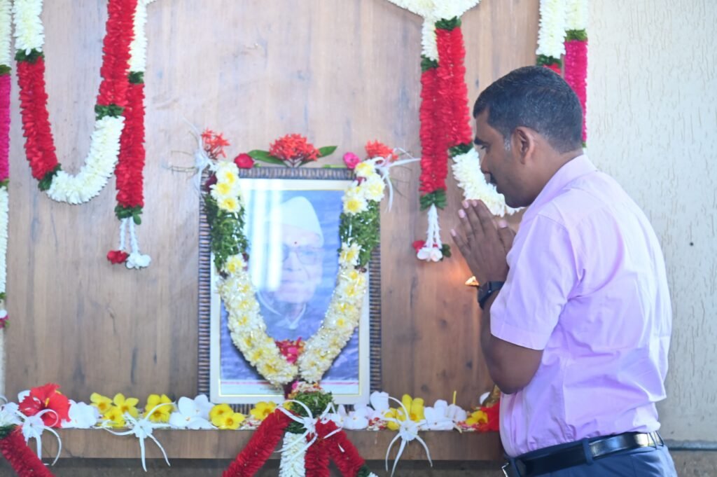 ఘనంగా ఆచార్య కొండా లక్ష్మణ్ బాపూజీ జయంతి వేడుకలు